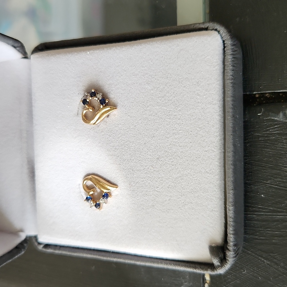 Sapphire and diamond earrings